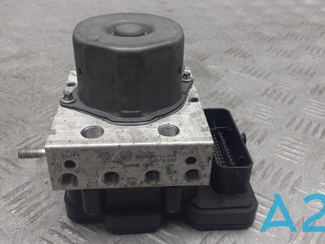 Блок управління АБС (ABS) 476605HA0B NISSAN