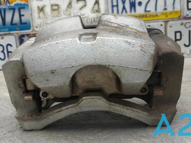 Супорт гальмівний, передній, правий 4773006321 TOYOTA