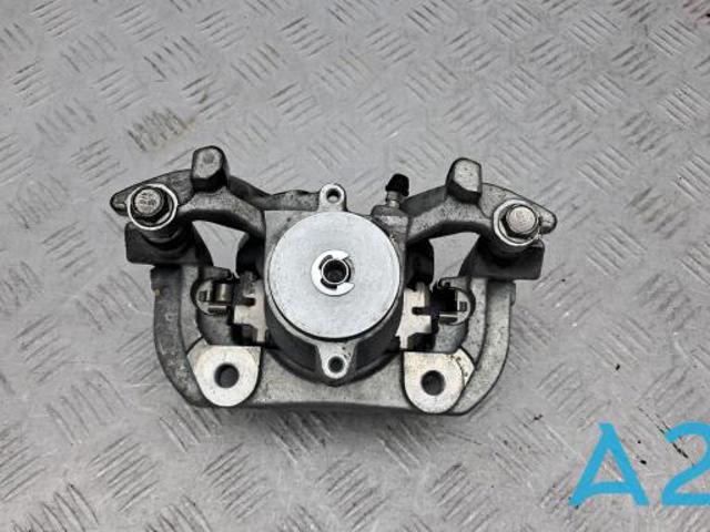 Задній гальмівний супорт лівий 4785006160 TOYOTA