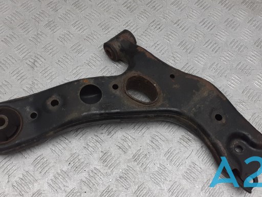 Поперечний важіль 480690R030 TOYOTA