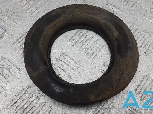Проставка (гумове кільце) пружини задньої, нижня 4825842020 TOYOTA