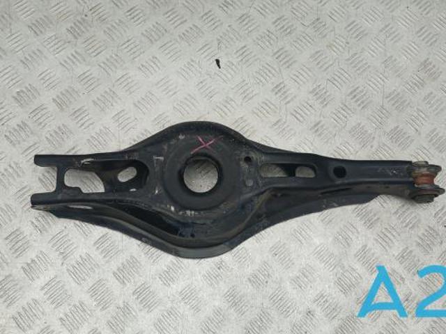Важелі задньої підвіски 4873042060 TOYOTA