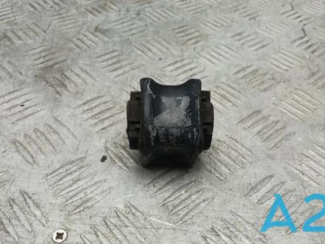 Задня втулка стаб. 4881842030 TOYOTA