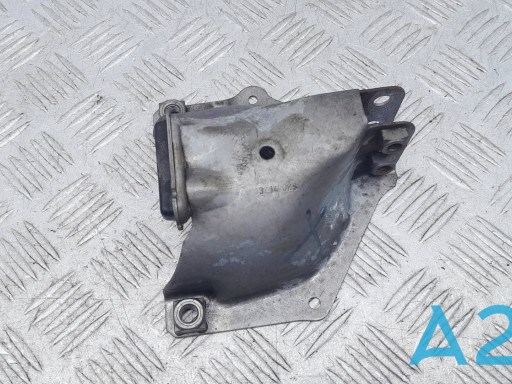 Кронштейн подушки (опори) двигуна, лівої 4G0399377C VAG