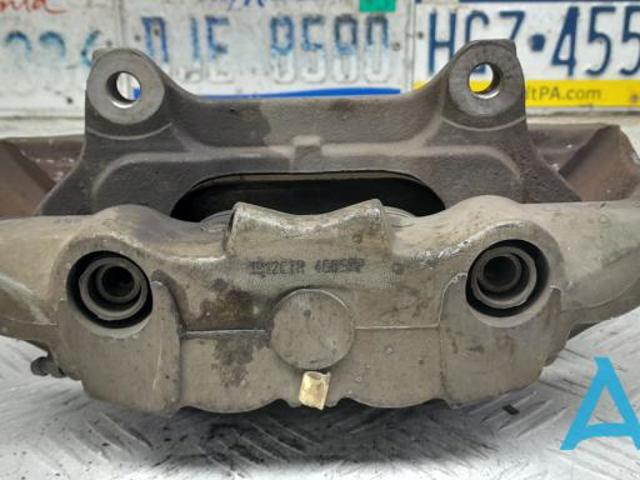 Супорт тормзной 4G0615123B VAG