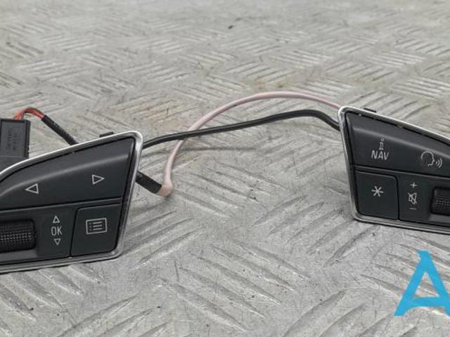 Блок кнопкових перемикачів кермового колеса 4G0951523DXHA VAG