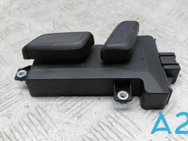 Блок кнопок механізму регулювання сидінь, правий 4G0959748A VAG
