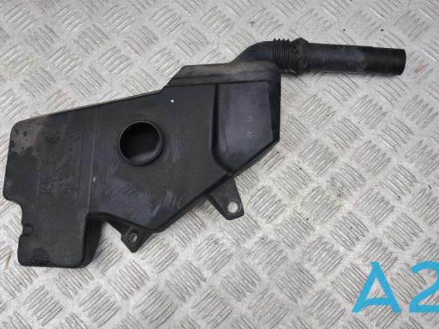 Горловина бачка омивача 4G1955463A VAG