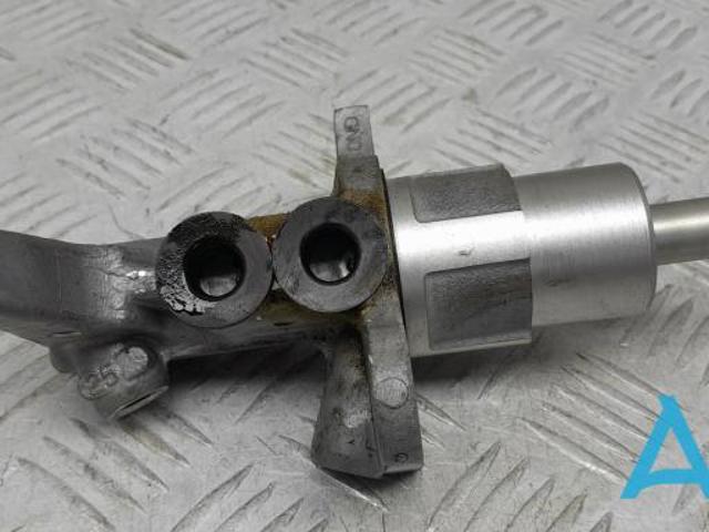 Циліндр гальмівний, головний 4G2611021 VAG