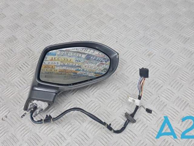 Корпус дзеркала заднього виду, правий 4G8858532AMGRU VAG