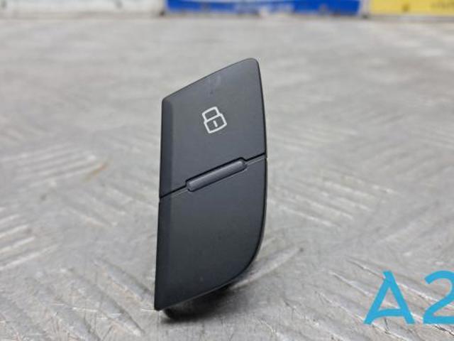 Вимикачі 4G8962107A5PR VAG