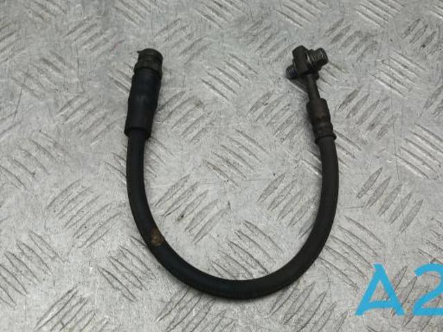 Гнучка гальмівна трубка задня 4KE611775 VAG