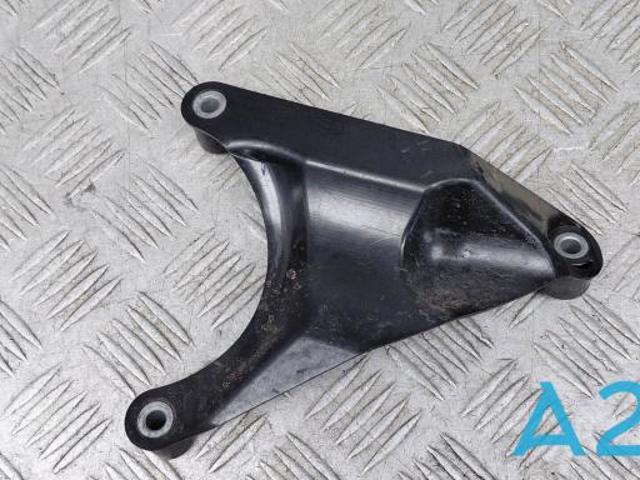 Кронштейн компресора кондиціонера 4KE820195AB VAG