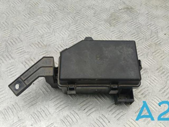 Корпус блоку запобіжників 4KE937124 VAG