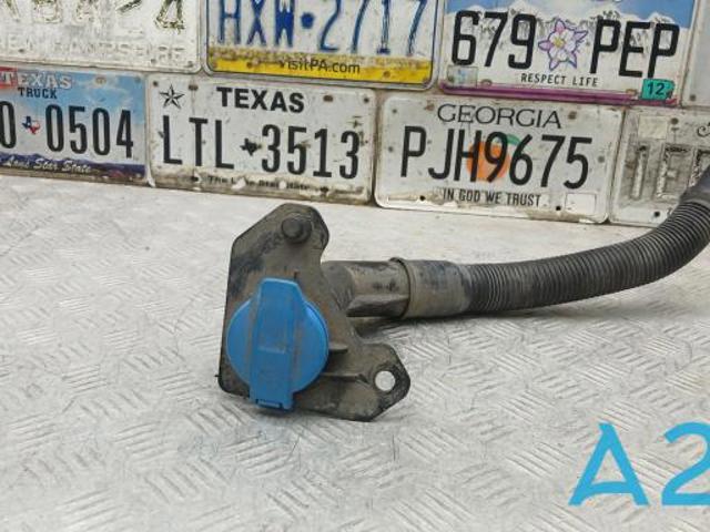 Горловина бачка омивача 4KE955463 VAG