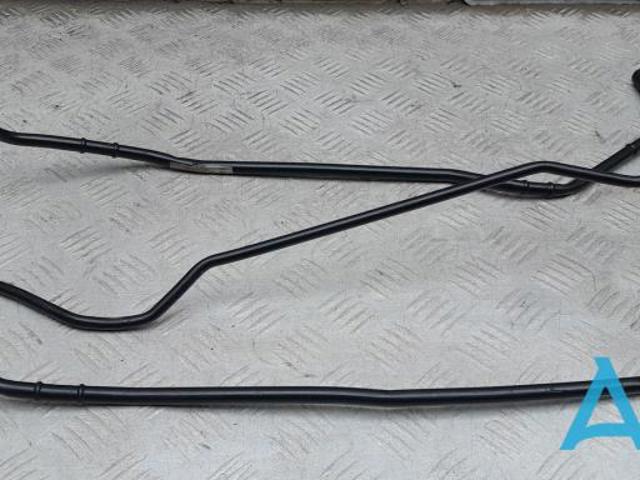 Трубка паливна, комплект 4L0130308C VAG