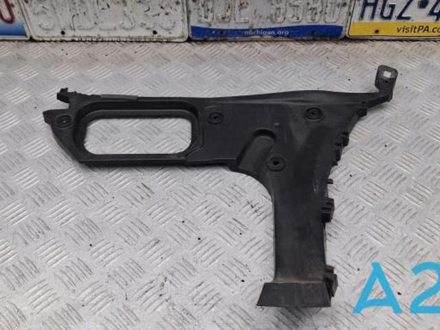 Направляюча заднього бампера, ліва 4L0807453A VAG