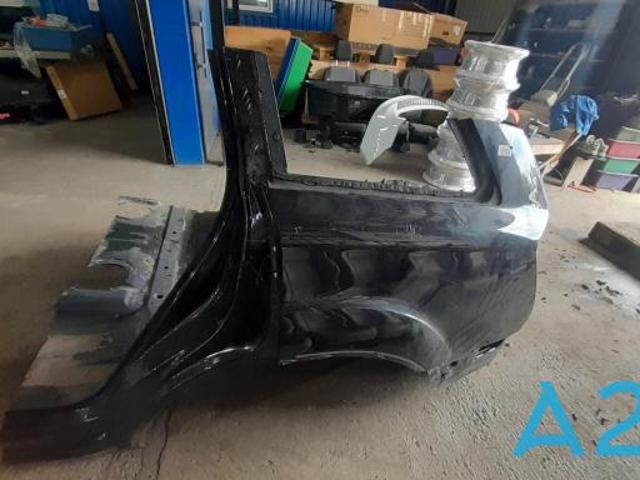 Бічна частина задня ліва 4L0809839 VAG