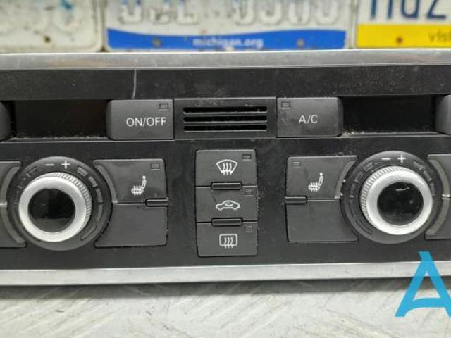 Блок управління кондиціонером 4L0820043APSZD VAG
