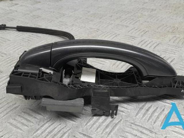 Ручка передньої двері зовнішня 4L0837205GRU VAG