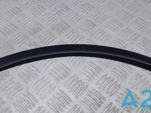 Молдинг задньої арки крила, лівий 4L0854819AGRU VAG