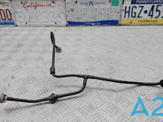 Шланг розширювального бачка, верхній 4M0121081AJ VAG