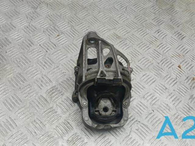 Ліва опора двигуна 4M0199371B VAG