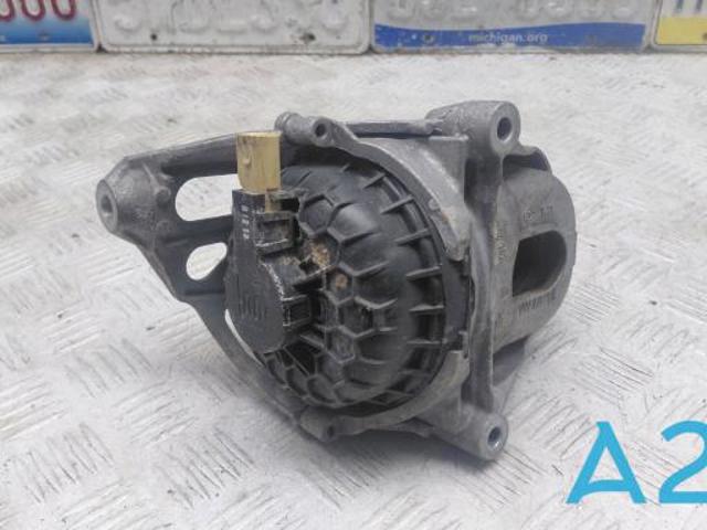 Ліва опора двигуна 4M0199371FG VAG