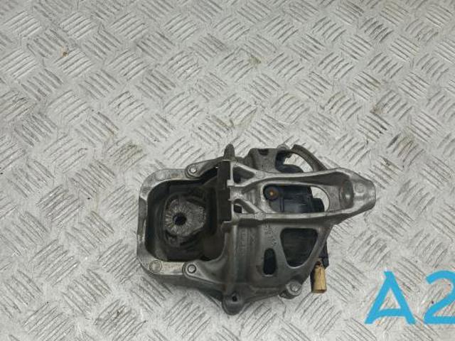 Права опора двигуна 4M0199372B VAG