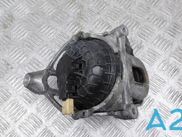 Права подушка двигуна 4M0199372FE VAG