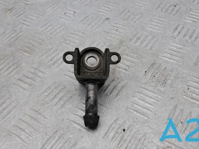 Кронштейн задньої подушки глушника 4M0253144E VAG