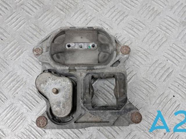 Подушка КПП 4M0399153Q VAG