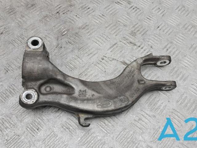 Вилка нижня амортизатора переднього, ліва 4M0413037H VAG