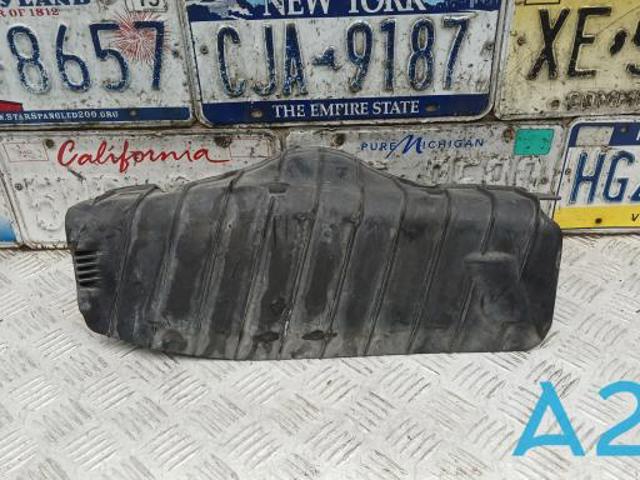 Захист заднього нижнього важеля 4M0505415C VAG