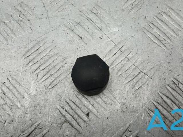 Ковпачок гайки колеса 4M0601173B VAG