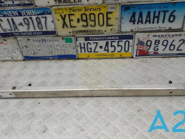 Кронштейн підсилювача переднього бампера 4M0802507D VAG