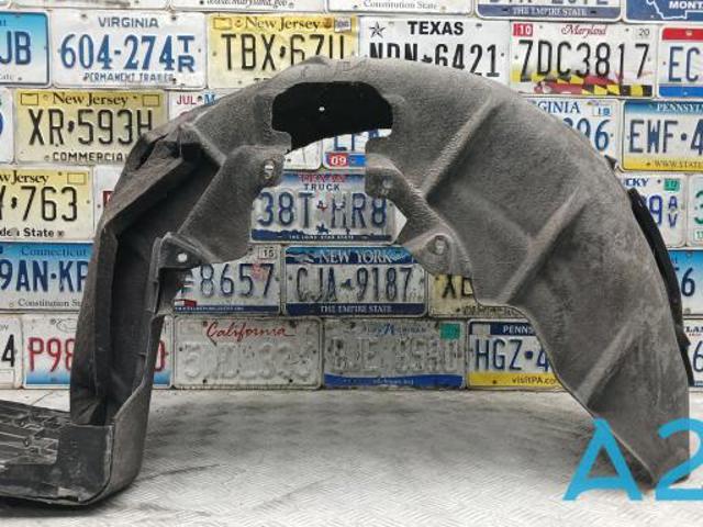 Підкрилок заднього крила, лівий 4M0810171G VAG