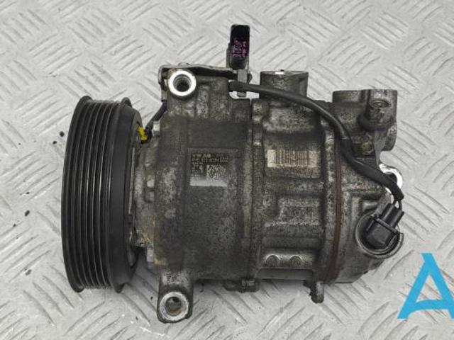 Компресор системи кондиціювання 4M0820803M VAG