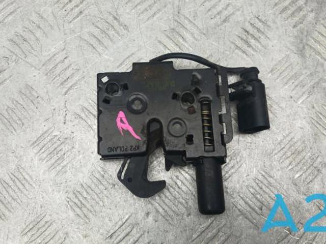 Запор капота (замок і привід замка капота) 4M0823509B VAG