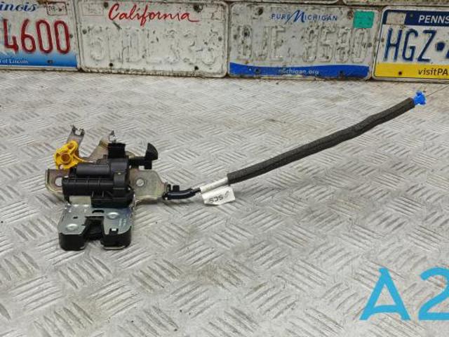Центральний замок багажника 4M0827506D VAG