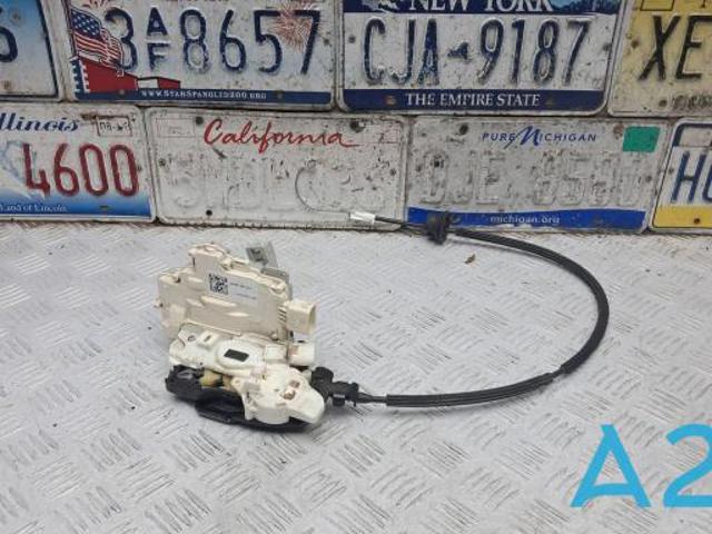 Замок задньої дверї, правої 4M0839016K VAG
