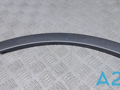 Молдинг задньої арки крила, правий 4M0854820AGRU VAG