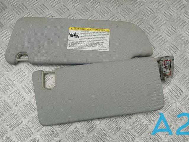Козирок сонцезахисний 4M0857552BCWO1 VAG
