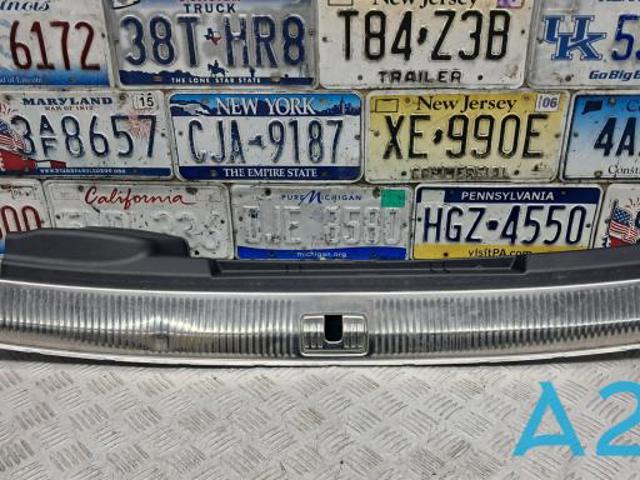 Облицювання задньої панелі багажника 4M0864483K4PK VAG