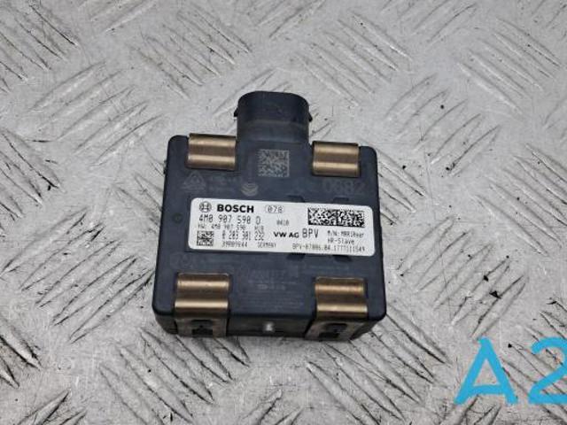 Датчик контролю мертвої зони, задній 4M0907590B VAG