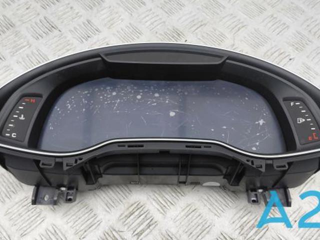 Щиток приладів додатковий 4M0920890B VAG