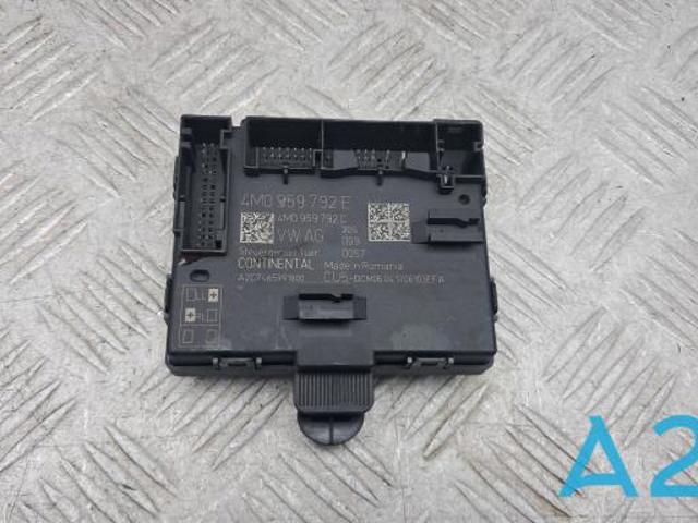 Блок комфорту передніх дверей 4M0959592E VAG