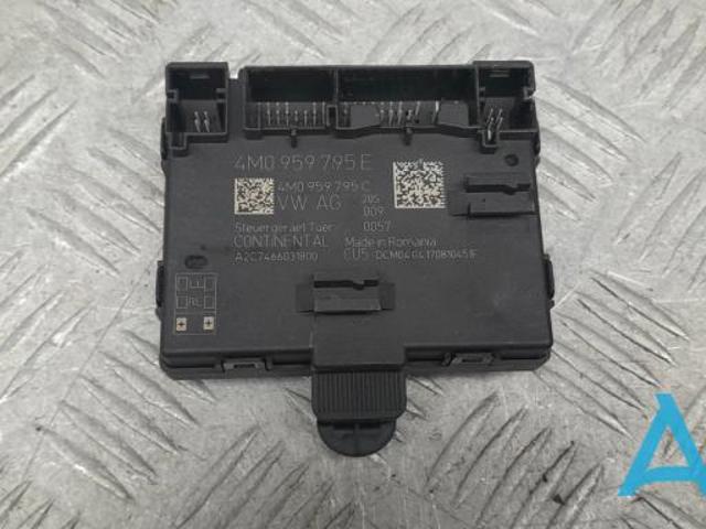 Блок комфорту задніх дверей 4M0959795E VAG