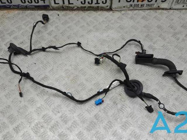 Електропроводка задніх дверей 4M0971687FQ VAG
