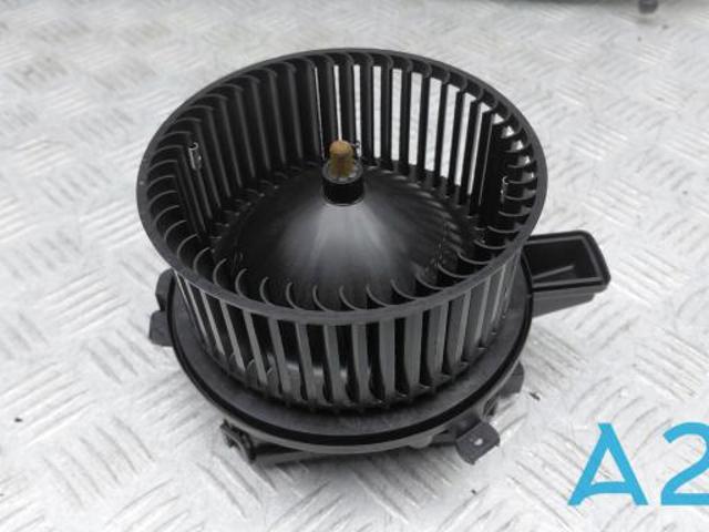 Вентилятор грубки 4M1820021B VAG